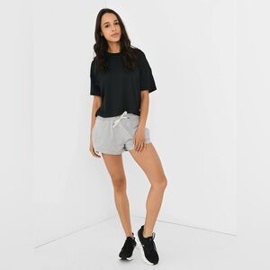 VUORI Halo Performance Shorts in Pale Heather Gray